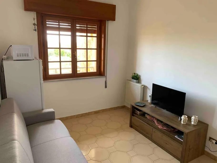 Casa Vacanza Torre Di Mezzo - Alba Marausa Apartment
